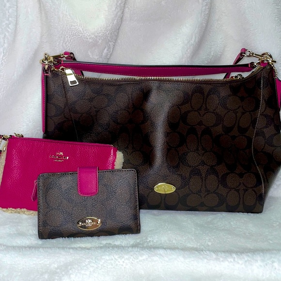 Coach Handbags - Coach purse with wristlet and small wallet
